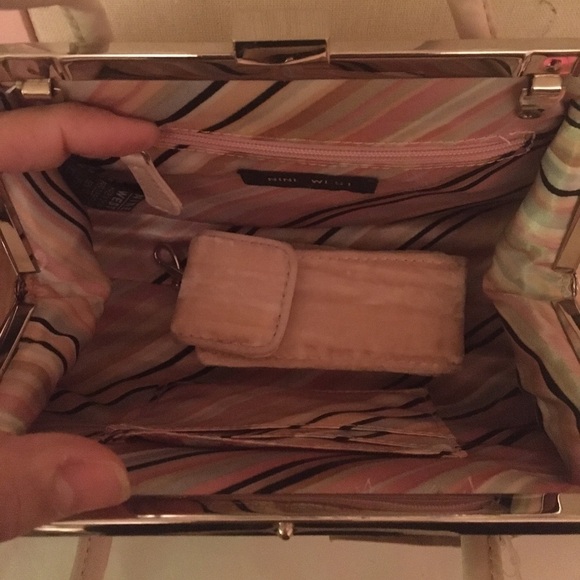 Nine West bag and lipstick holder - Picture 4 of 7